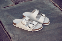 Load image into Gallery viewer, Arizona Big Buckle White Leather