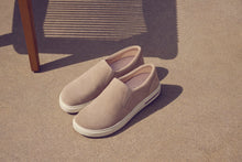 Load image into Gallery viewer, Oswego Men's Taupe Suede