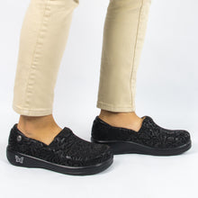 Load image into Gallery viewer, KELI BLACK EMBOSSED