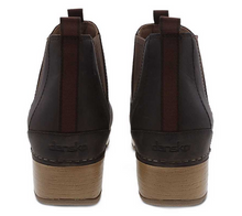 Load image into Gallery viewer, Becka Oiled Brown Pull-Up