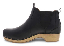 Load image into Gallery viewer, Becka Black Oiled Pull-Up