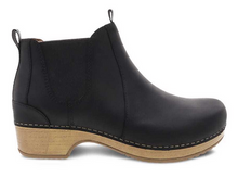 Load image into Gallery viewer, Becka Black Oiled Pull-Up