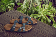 Load image into Gallery viewer, Franca Braided Navy Oiled Leather