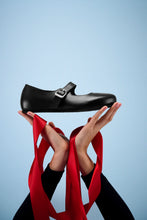 Load image into Gallery viewer, Santa Clarita Black Leather