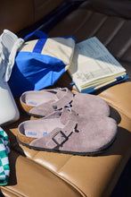 Load image into Gallery viewer, Boston Soft Footbed Faded Purple Suede