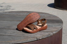 Load image into Gallery viewer, Blinda Pecan Sandal