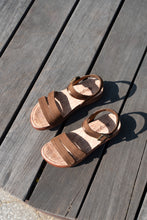 Load image into Gallery viewer, Blinda Pecan Sandal
