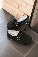 Load image into Gallery viewer, Brigid Black Clog