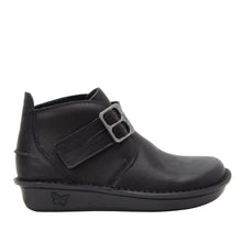 Load image into Gallery viewer, Caiti Washed Black Boot