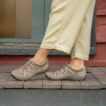 Load image into Gallery viewer, Harlyn Walnut Suede