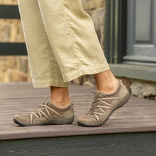 Load image into Gallery viewer, Harlyn Walnut Suede