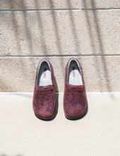 Load image into Gallery viewer, Keli Glimmer Burgundy