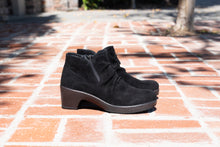 Load image into Gallery viewer, Melina Black Boot