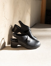 Load image into Gallery viewer, Maribel Smoked Black