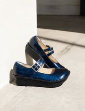 Load image into Gallery viewer, Paloma Crushed Sapphire