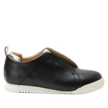 Load image into Gallery viewer, Reah Black