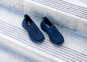 Waze Black/Black Slip-on