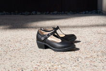 Load image into Gallery viewer, Winslett Smoked Black