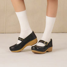 Load image into Gallery viewer, XP 2.0 Mary Jane Clog Black