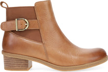 Load image into Gallery viewer, Deedee Tan Waterproof Boot