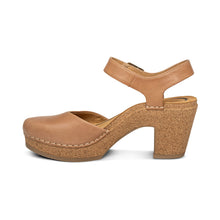 Load image into Gallery viewer, FINLEY CAMEL HEEL