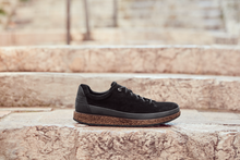 Load image into Gallery viewer, Honnef Low Black Suede