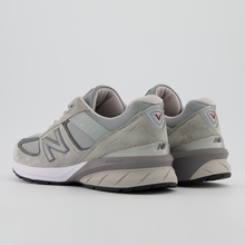 Load image into Gallery viewer, Men&#39;s 990v5 Grey